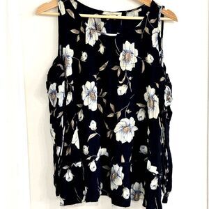 Anthropologie Entro Floral Cold-Shoulder Sleeve Top // EUC // Sz S / gorgeous